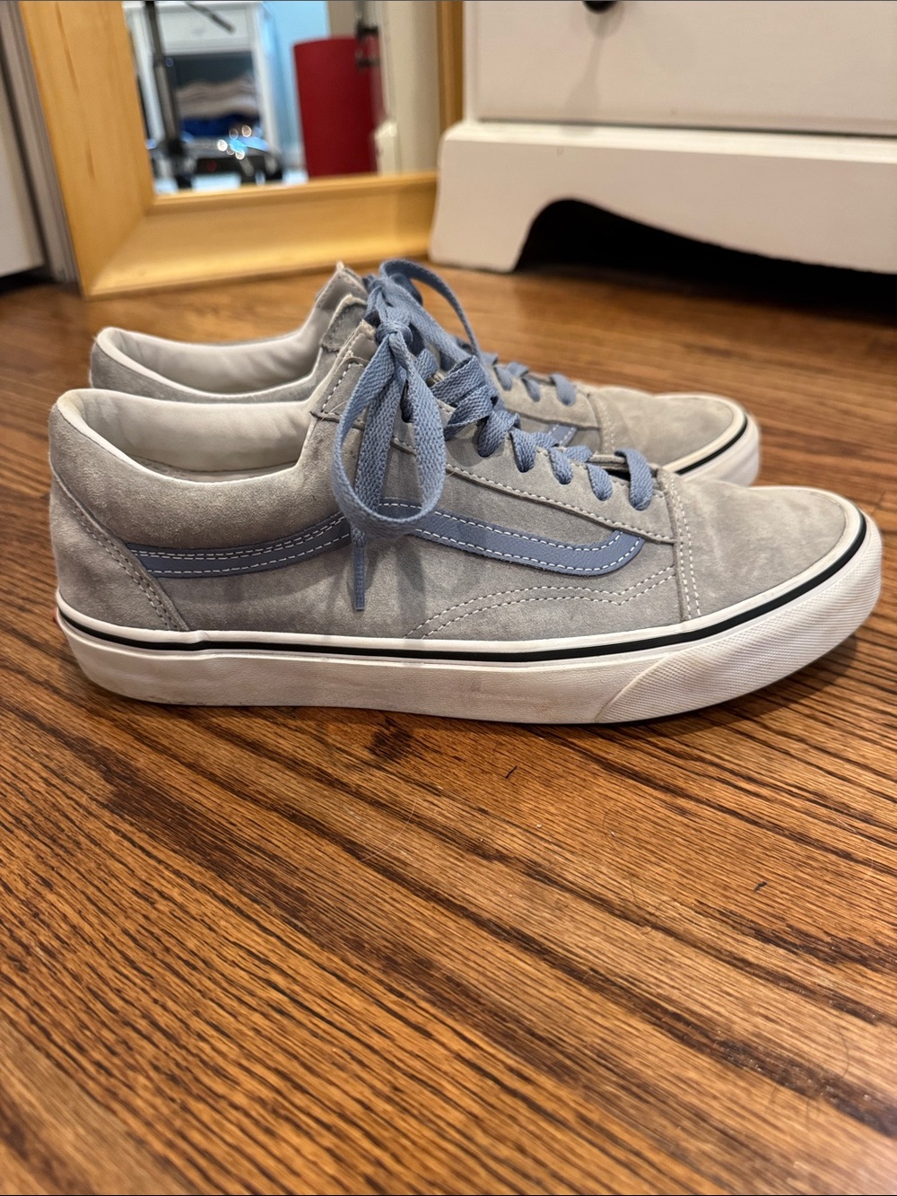 Vans Men’s Gray Suede Sneakers with Blue Accents